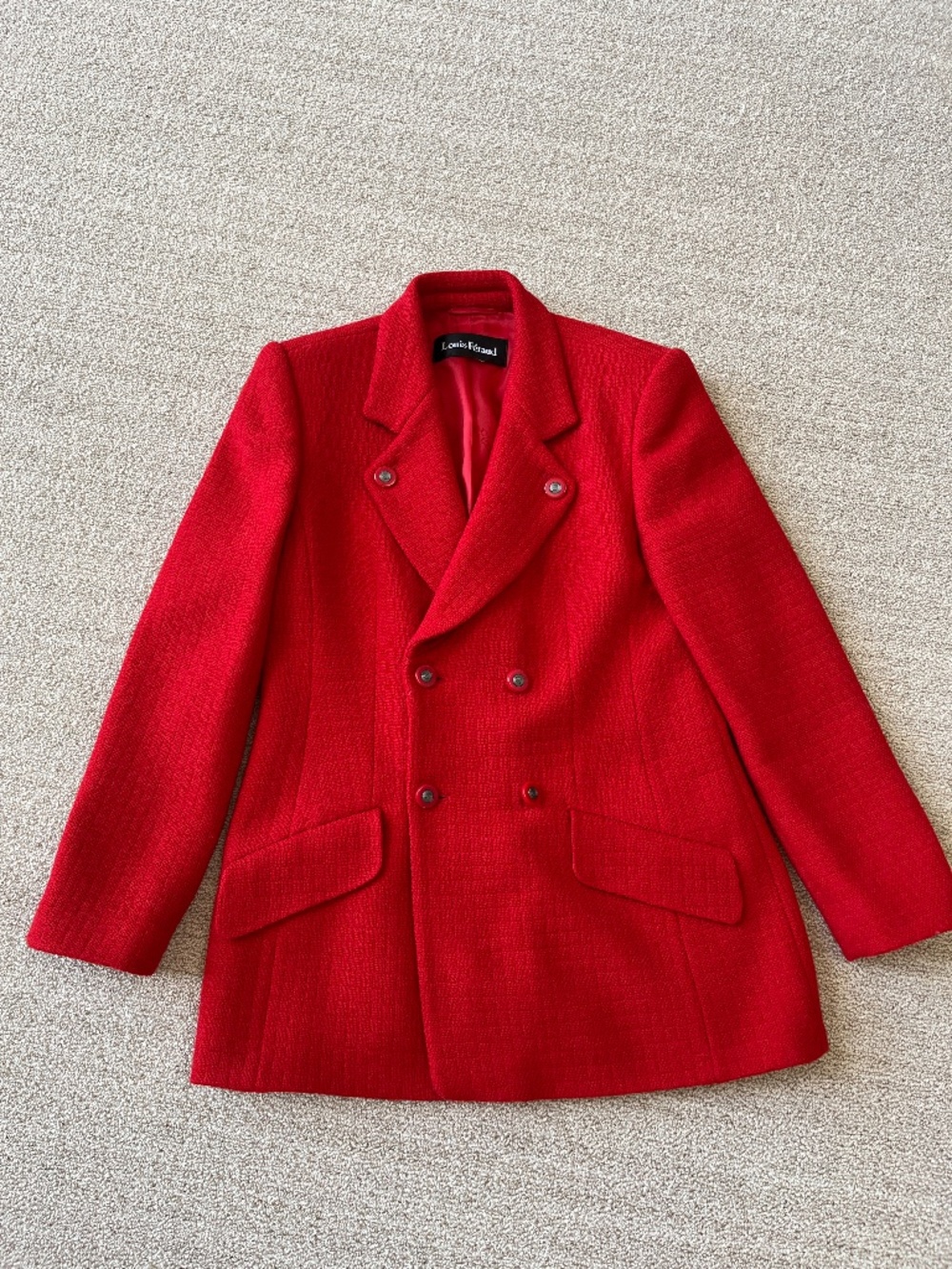 Beautiful vintage Louis Feraud virgin wool double breasted blazer. Size 10